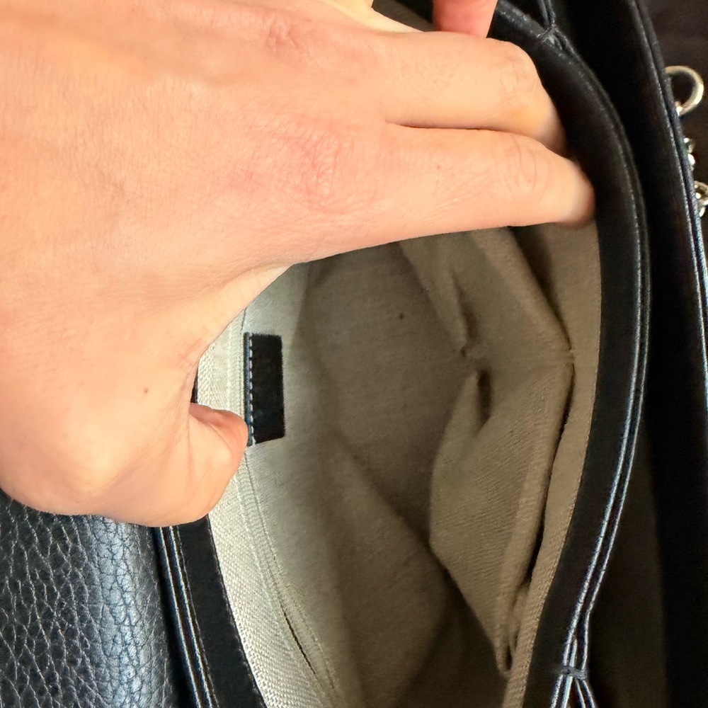 Gucci Dollar Calfskin Interlocking G Top Handle Crossbody in black - Picture 9 of 14